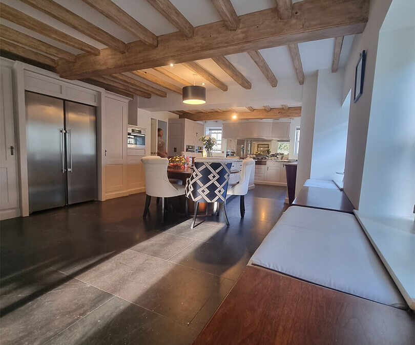 White Beams to Light Antique Oak